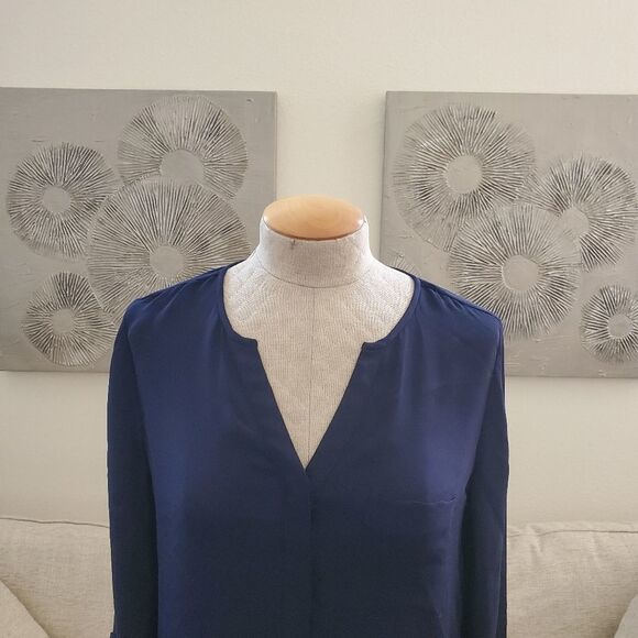 Joie Venicia Pocket-Front Silk Blouse size XS in Navy - Picture 4 of 13